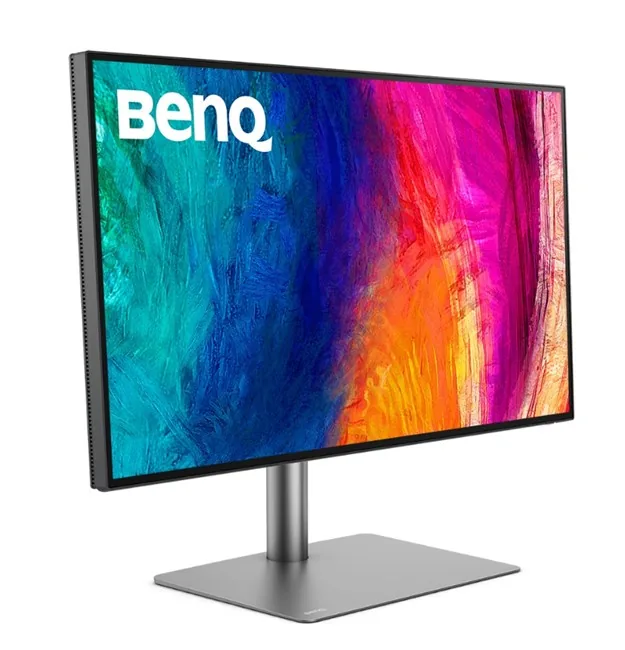 BenQ 4K Pro Fotoğrafçılık PD3225U Monitör farklı açıdan görünüm