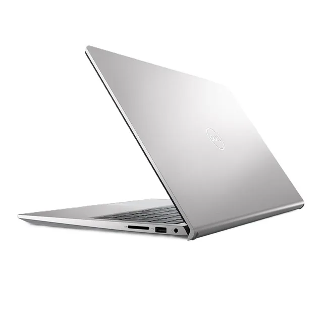Dell Pro 15 Essential 8/512 GB farklı açıdan görünüm